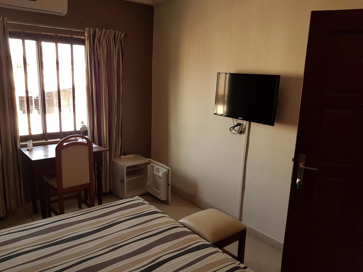Acropole Hotel 科托努 外观 照片
