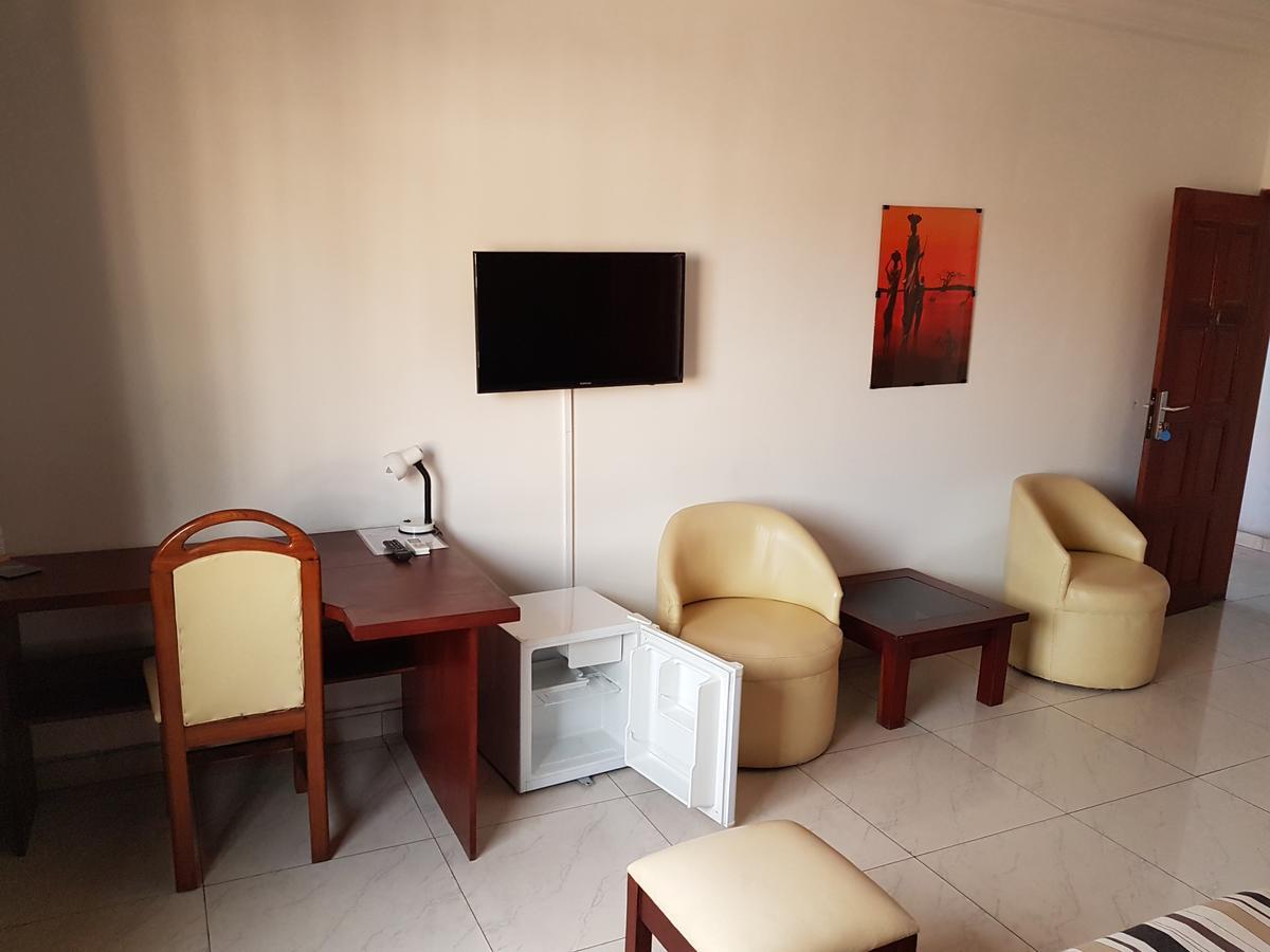 Acropole Hotel 科托努 外观 照片